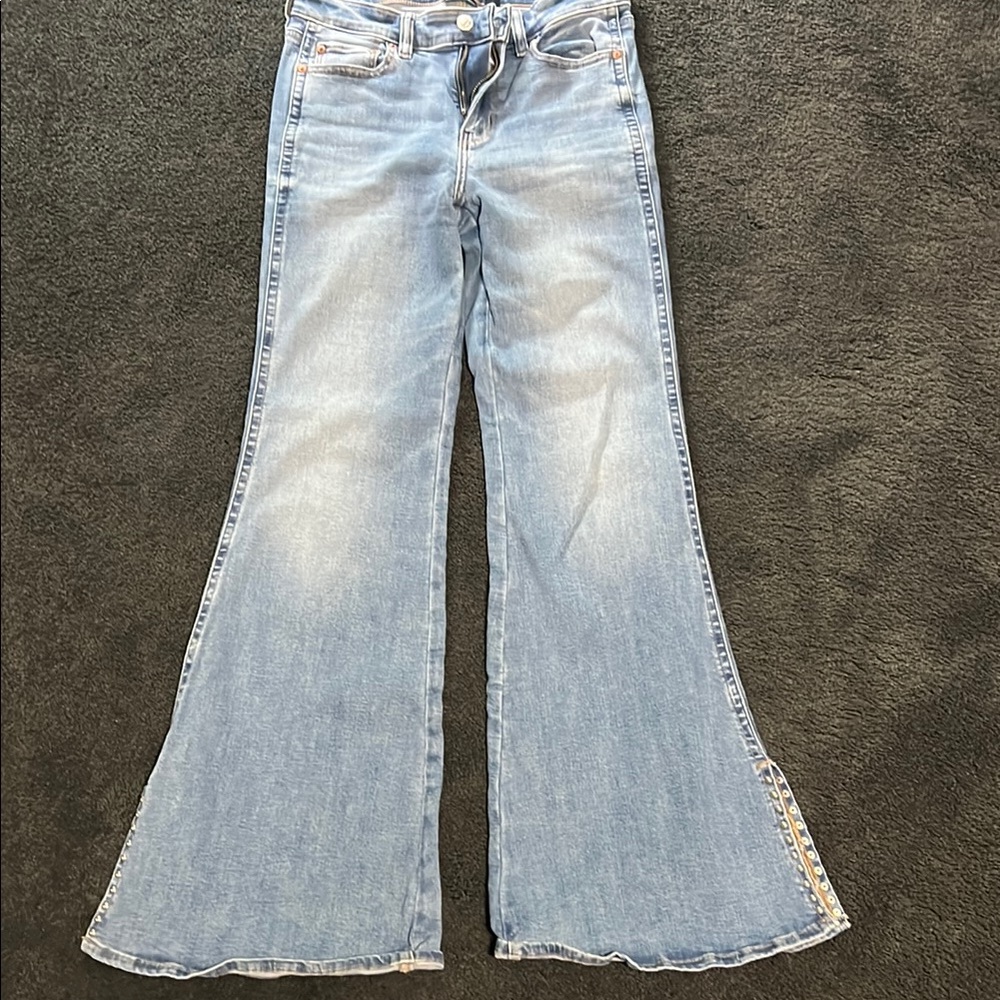 American Eagle Flared Jeans